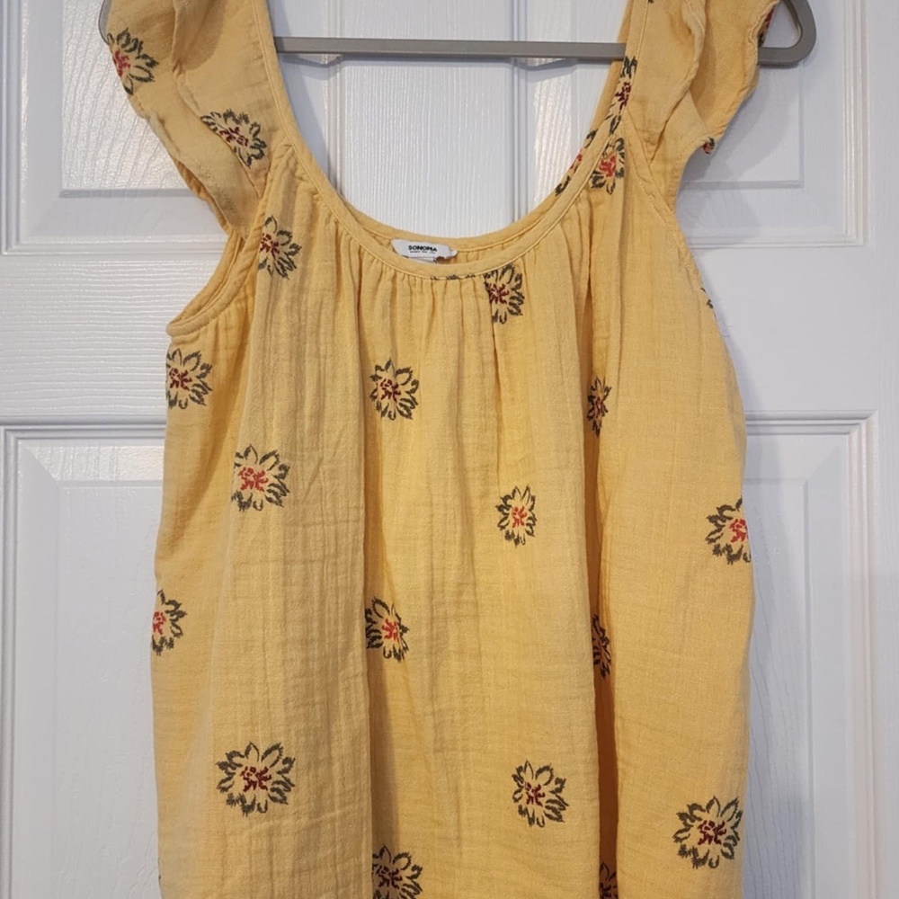 Sleeveless top